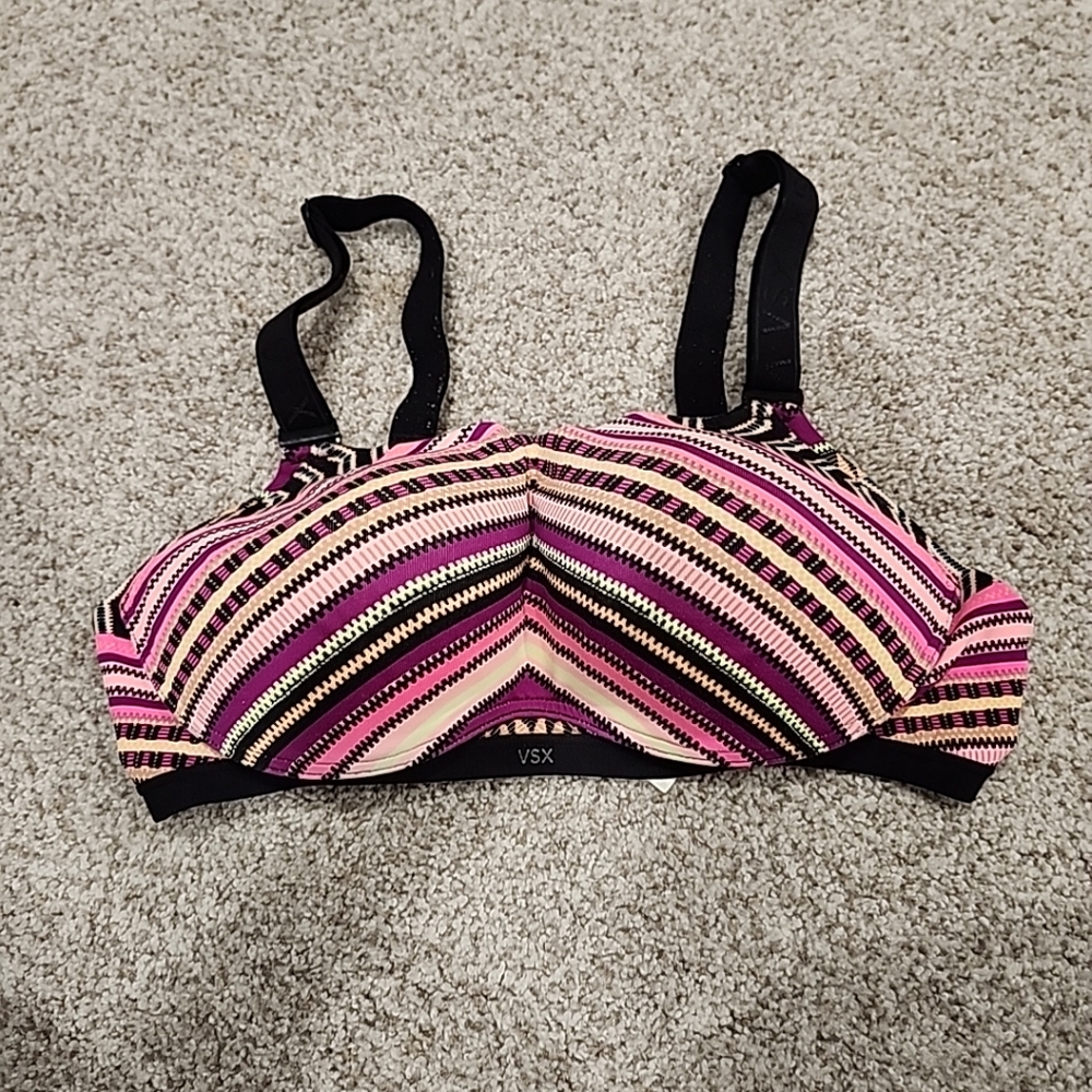 VSX Sport women's 36C sport bra pink and purple stripe